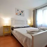 Stari Apartament *