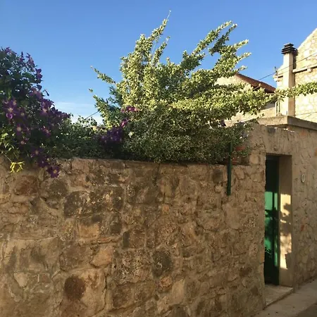 Apartment Stari Murter